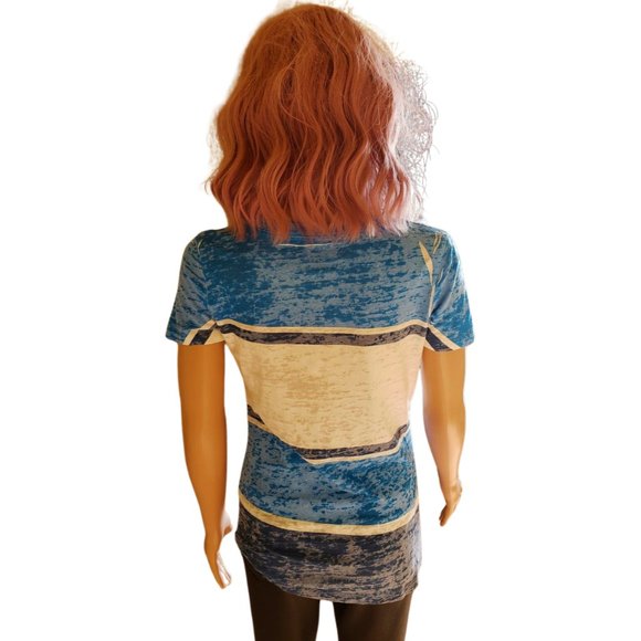 OKC Thunder Russell Westbrook V-Neck Tee Women’s M - Picture 4 of 11